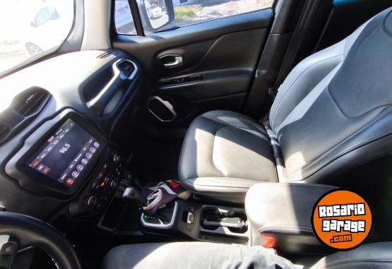 Camionetas - Chrysler Jeep renegade longitud 2021 Nafta 71000Km - En Venta