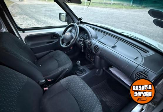 Utilitarios - Renault KANGOO 2015 Nafta 164000Km - En Venta