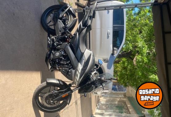 Motos - Bajaj NS 200 2023 Nafta 7500Km - En Venta