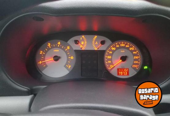 Autos - Renault Clio II Get Up 2010 Nafta 111000Km - En Venta