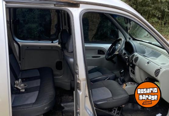 Utilitarios - Renault Kangoo 2012 GNC 187000Km - En Venta