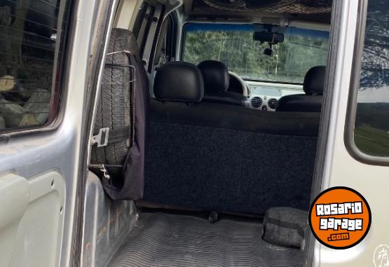 Utilitarios - Renault Kangoo 2012 GNC 187000Km - En Venta