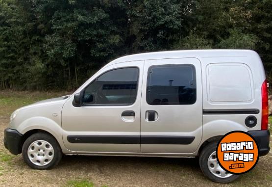 Utilitarios - Renault Kangoo 2012 GNC 187000Km - En Venta