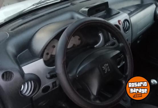 Utilitarios - Peugeot Partnet 2013 Nafta 106000Km - En Venta