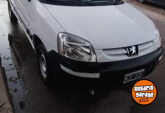 Utilitarios - Peugeot Partnet 2013 Nafta 106000Km - En Venta