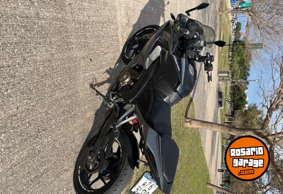 Motos - Bajaj Rs 200 2018 Nafta 44700Km - En Venta