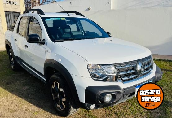 Camionetas - Renault Oroch 1.3 outsider 4x4 2023 Nafta 49000Km - En Venta