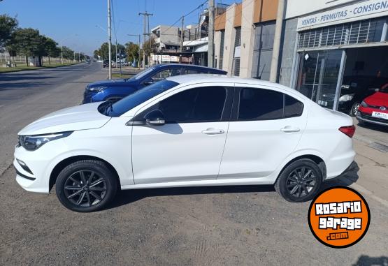 Autos - Fiat CRONOS DRIVE GSE PACK PLU 2024 Nafta 37000Km - En Venta