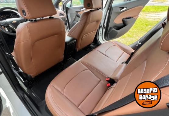 Autos - Chevrolet Cruze premier 2022 Nafta 83000Km - En Venta