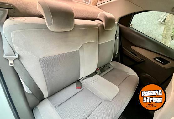 Autos - Chevrolet Cobal 2013 Nafta 121000Km - En Venta