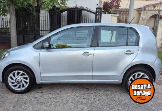 Autos - Volkswagen Up High i motion 2017 Nafta 77000Km - En Venta