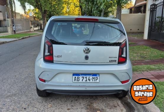 Autos - Volkswagen Up High i motion 2017 Nafta 77000Km - En Venta