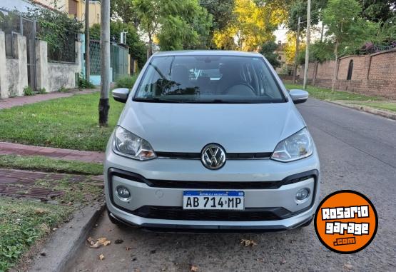 Autos - Volkswagen Up High i motion 2017 Nafta 77000Km - En Venta