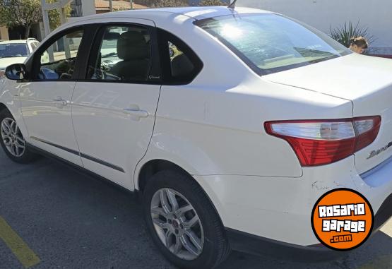 Autos - Fiat GRAND SIENA 2015 GNC 189000Km - En Venta