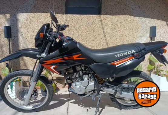 Motos - Honda Tornado XR 250 2020 Nafta 31600Km - En Venta