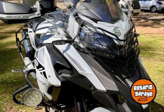 Motos - Benelli TRK 502X 2021 Nafta 8700Km - En Venta