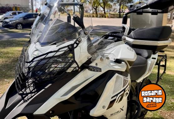 Motos - Benelli TRK 502X 2021 Nafta 8700Km - En Venta