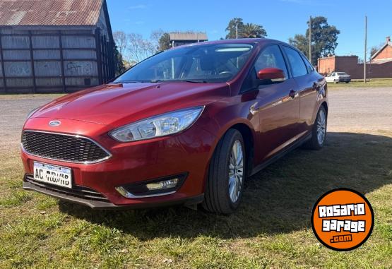 Autos - Ford Focus SE Plus 2018 Nafta 134000Km - En Venta