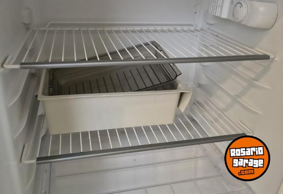 Hogar - HELADERA GAFA HGF357AF NO FROST - USADA - En Venta