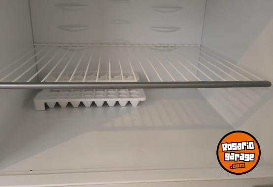 Hogar - HELADERA GAFA HGF357AF NO FROST - USADA - En Venta
