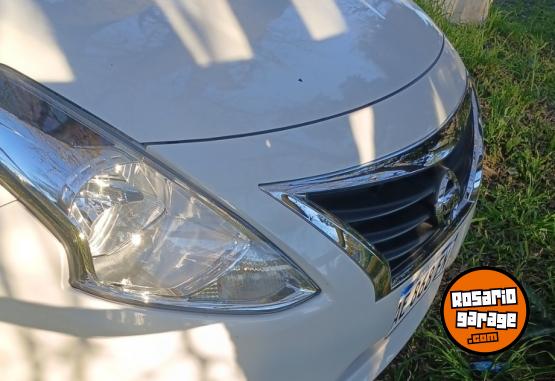 Autos - Nissan versa drive plus 2021 Nafta 50000Km - En Venta