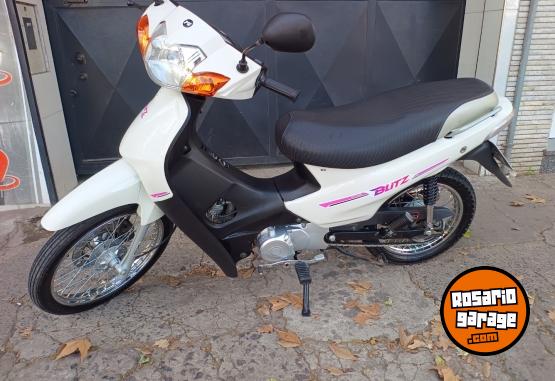 Motos - Motomel Blitz 110 2025 Nafta 3300Km - En Venta