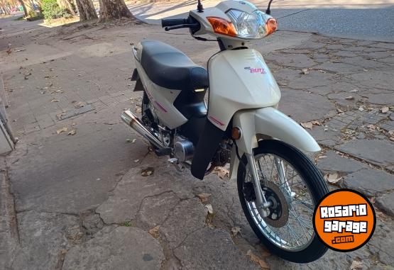 Motos - Motomel Blitz 110 2025 Nafta 3300Km - En Venta