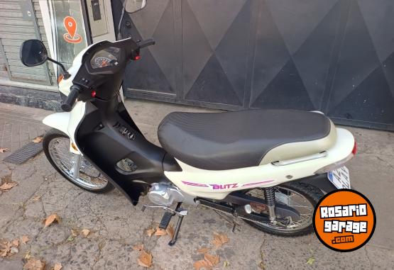 Motos - Motomel Blitz 110 2025 Nafta 3300Km - En Venta