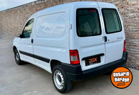 Utilitarios - Citroen Berlingo Hdi Business 2021 Diesel 90000Km - En Venta