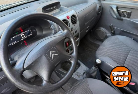 Utilitarios - Citroen Berlingo Hdi Business 2021 Diesel 90000Km - En Venta