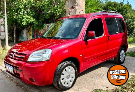 Utilitarios - Citroen Berlingo xtr 2020 Diesel 102000Km - En Venta