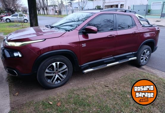 Camionetas - Fiat Toro 2017 Diesel 90000Km - En Venta