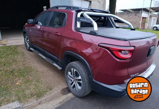 Camionetas - Fiat Toro 2017 Diesel 90000Km - En Venta