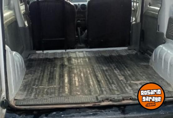 Utilitarios - Renault Kangoo 2007 Diesel 111111Km - En Venta