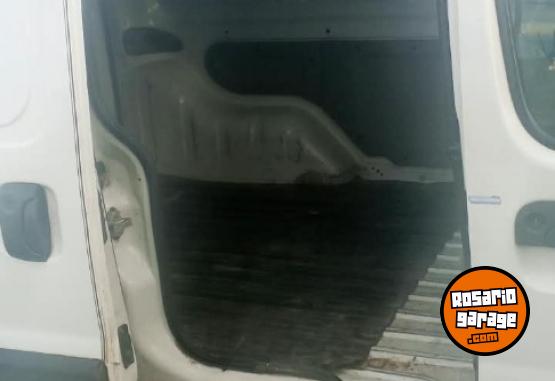 Utilitarios - Renault Kangoo 2007 Diesel 111111Km - En Venta
