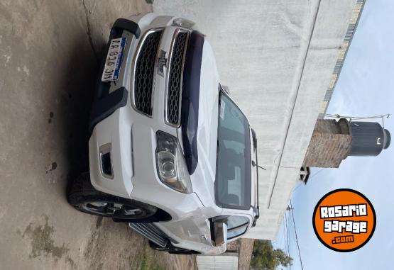 Camionetas - Chevrolet S10 high country 2016 Diesel 111111Km - En Venta