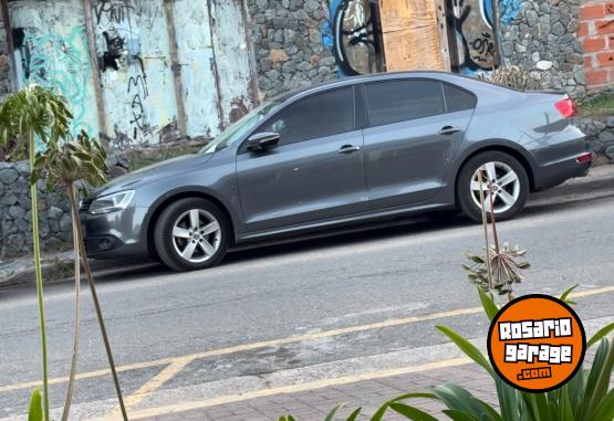 Autos - Volkswagen Vento 2.5 2014 Nafta 143000Km - En Venta