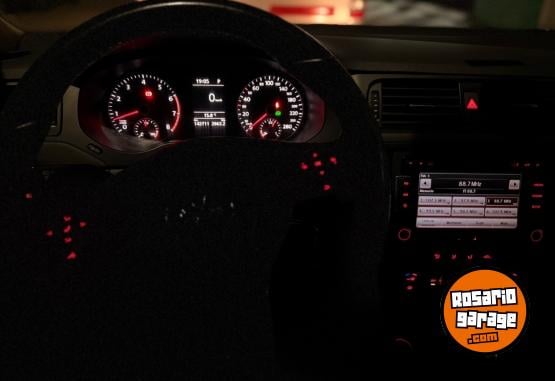 Autos - Volkswagen Vento 2.5 2014 Nafta 143000Km - En Venta