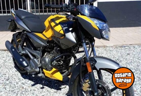 Motos - Bajaj Rouser NS 125 2023 Nafta 9000Km - En Venta
