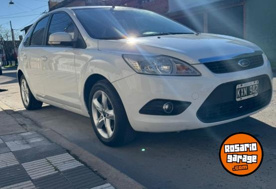 Autos - Ford Focus trend 1.6 5p 2012 Nafta 140000Km - En Venta