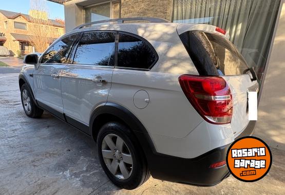 Autos - Chevrolet Captiva 2017 Nafta 37400Km - En Venta