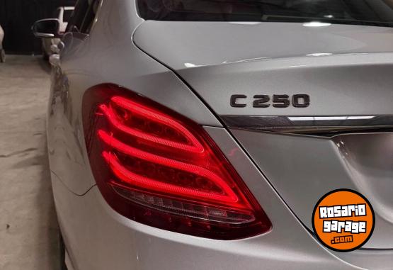 Autos - Mercedes Benz C250 2017 Nafta 116000Km - En Venta