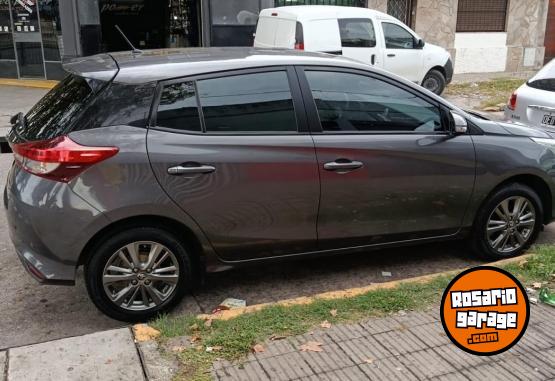 Autos - Toyota Yaris XLs AT 2021 Nafta 43000Km - En Venta