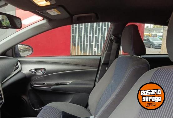 Autos - Toyota Yaris XLs AT 2021 Nafta 43000Km - En Venta