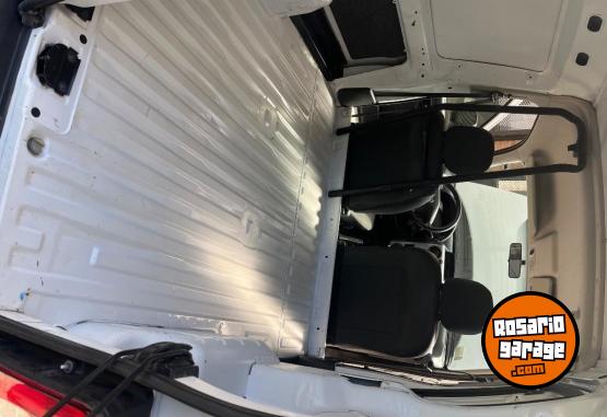 Utilitarios - Citroen Berlingo 2018 Diesel 118000Km - En Venta