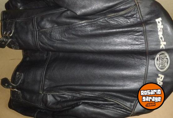 Indumentaria - Campera Black Raven - En Venta