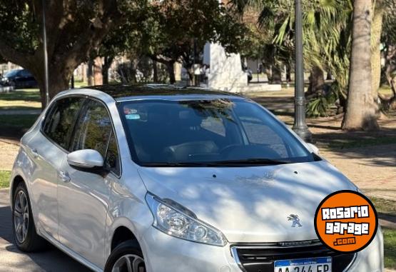 Autos - Peugeot 208 2016 Nafta 125000Km - En Venta