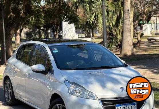 Autos - Peugeot 208 2016 Nafta 125000Km - En Venta
