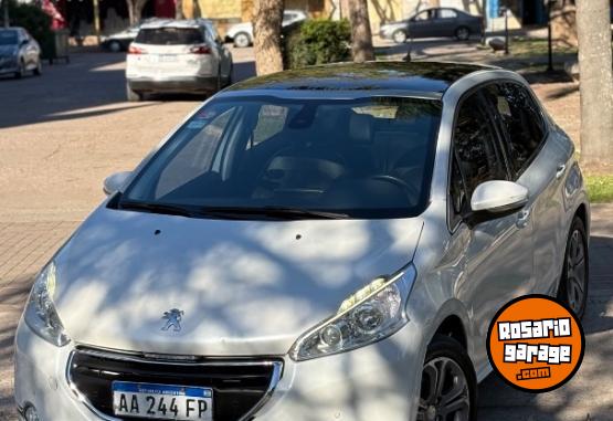 Autos - Peugeot 208 2016 Nafta 125000Km - En Venta