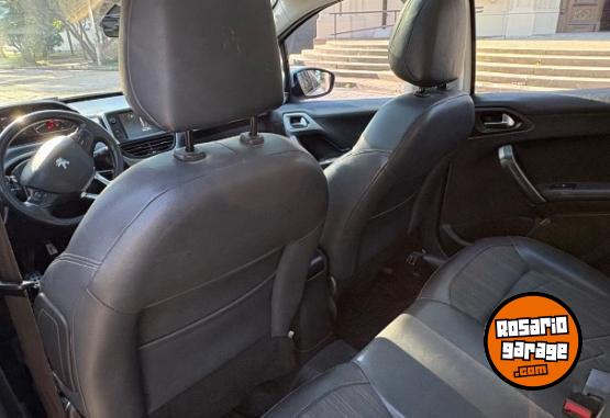 Autos - Peugeot 208 2016 Nafta 125000Km - En Venta